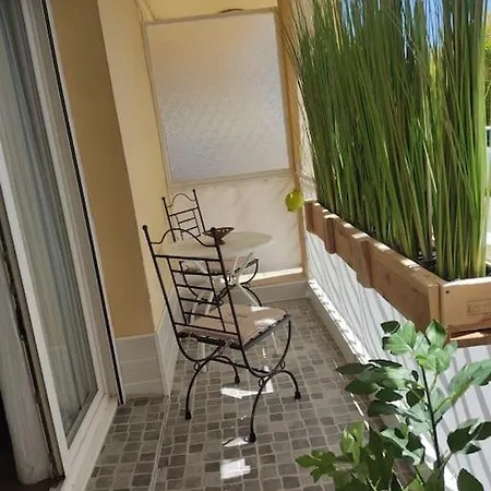 La Cale Appart #Sablettes Mer # Wifi # Golden Nest *